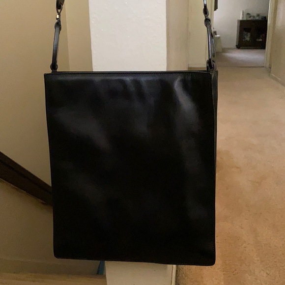 Vintage NEW GUCCI sleek black leather shoulder bag crossbody handbag w/wood RARE - Picture 4 of 13